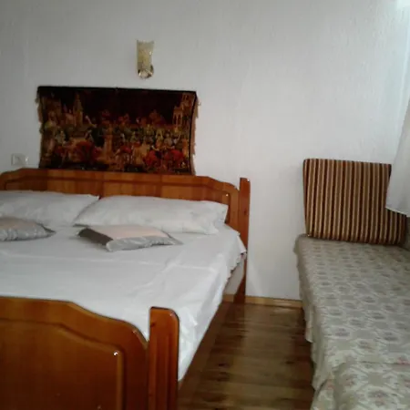 Village Cottages Bakuli Saraqinishte